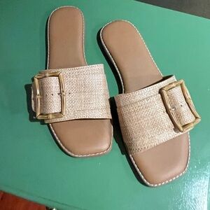 Fabulous textured Sandals with bamboo embellishment- Universal Thread™ size 8